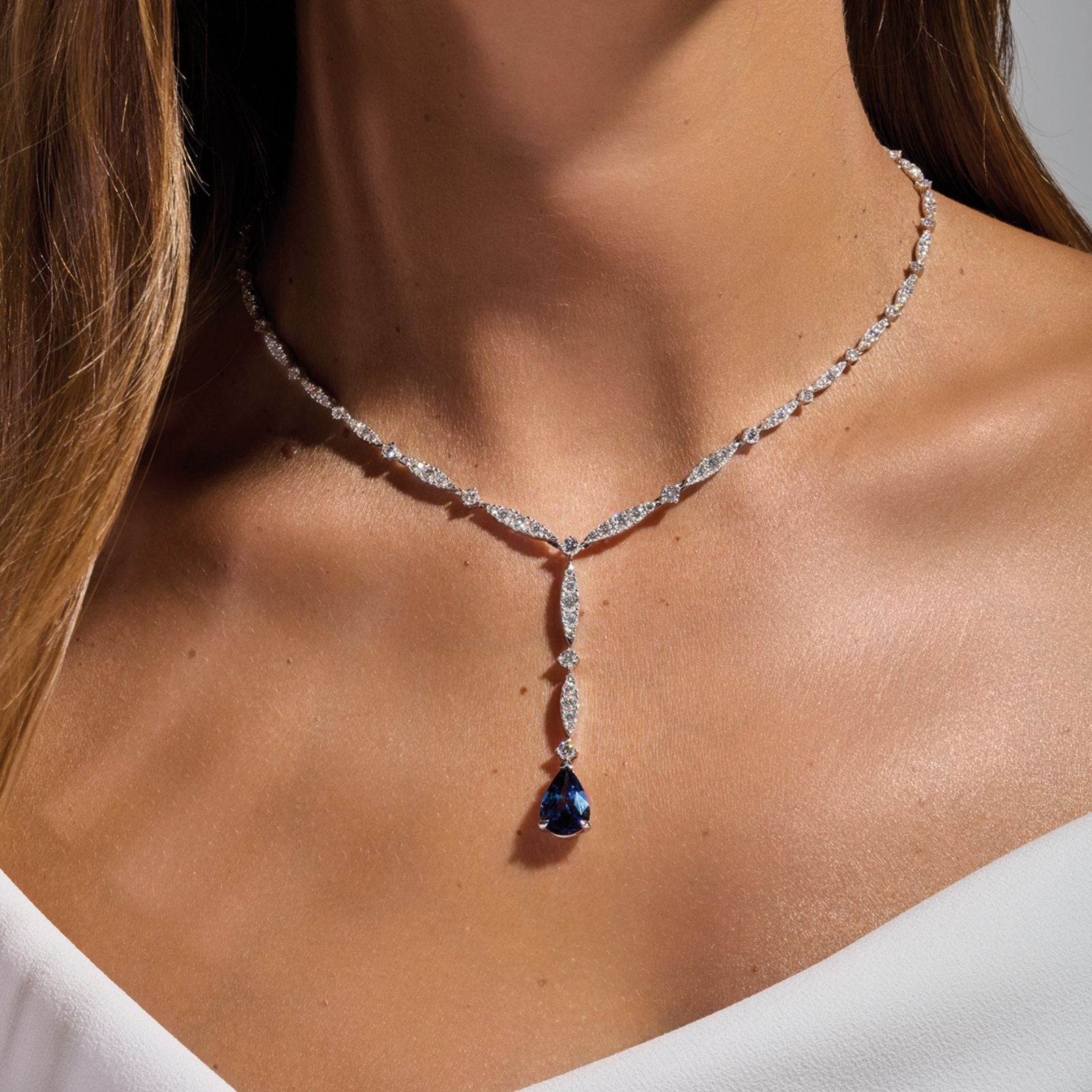 Promenade SaphirCollier, or blanc, saphir, diamants - PF