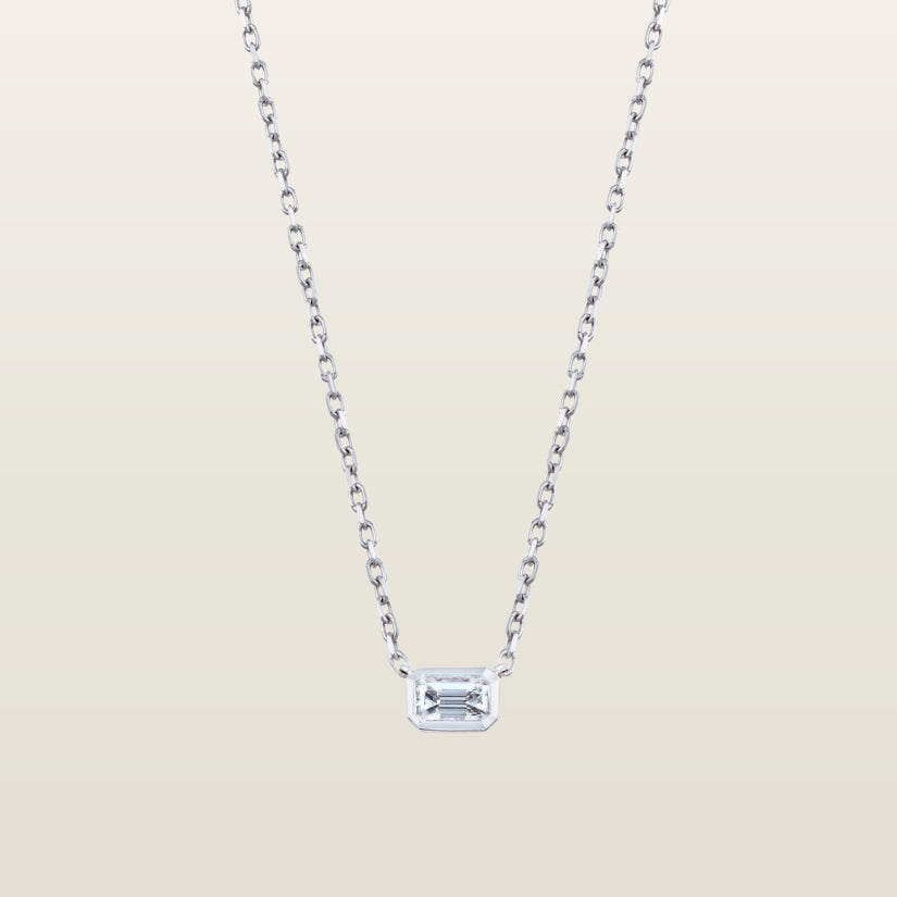 CléoPendentif, or blanc, diamant taille émeraude - TPO