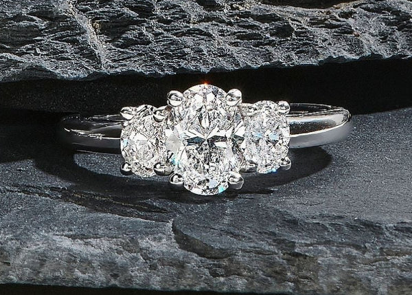 TrilogieBague, or blanc, diamant taille émeraude, diamants - PF