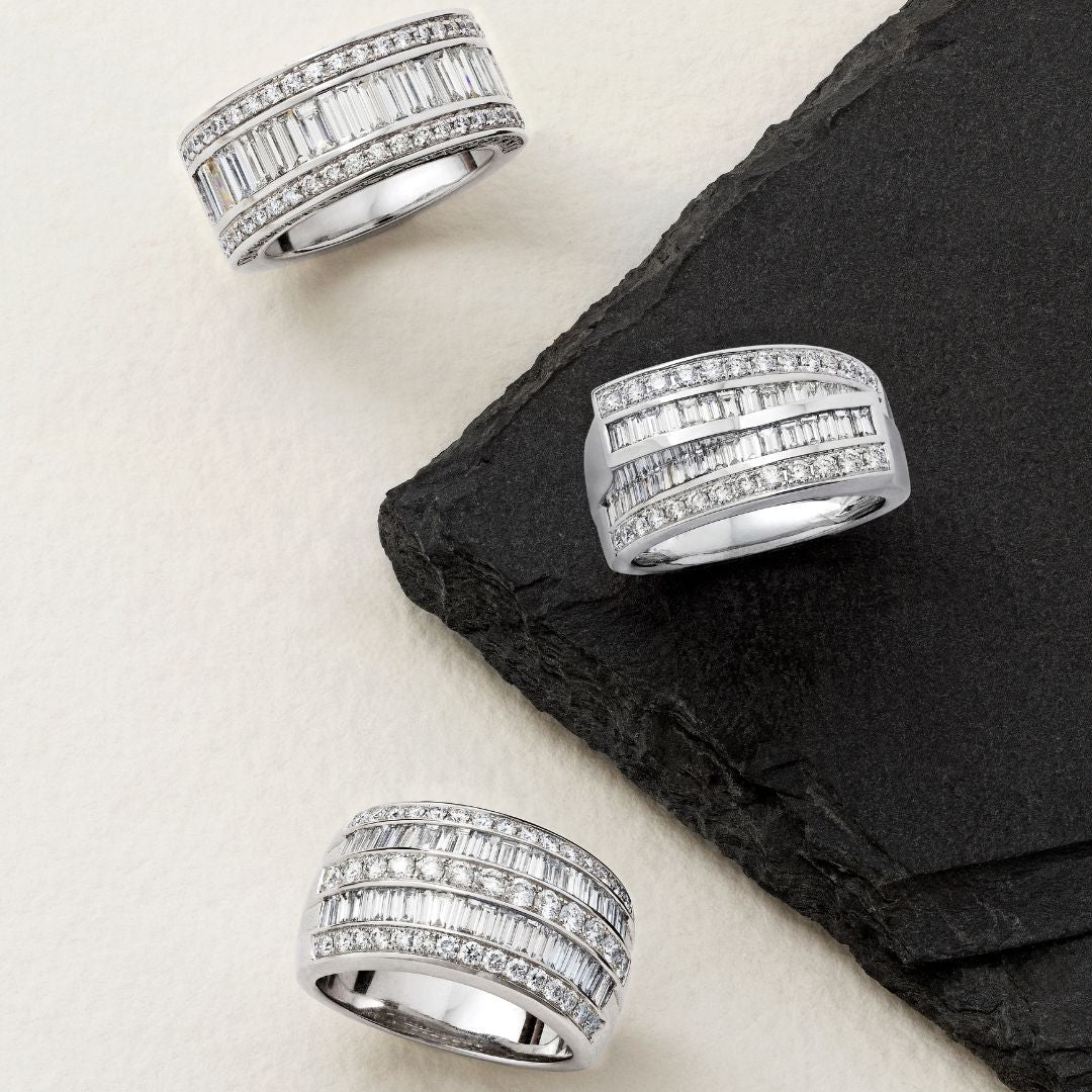 Grande CassiopéeBague, or blanc, diamants - ONG