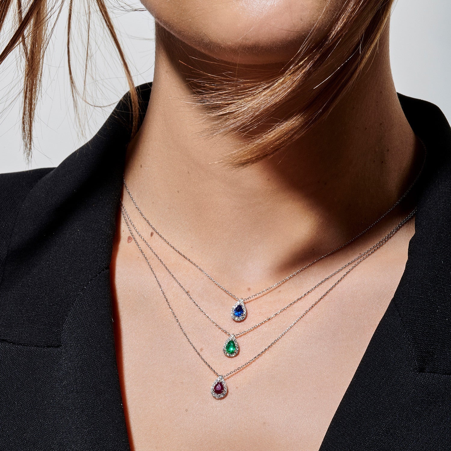 Baby AnaïsPendentif or blanc, rubis taille poire, diamants - TPO