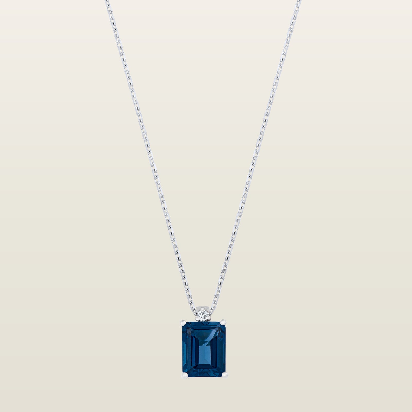 ManhattanPendentif, or blanc, topaze blue london, diamant - BOL
