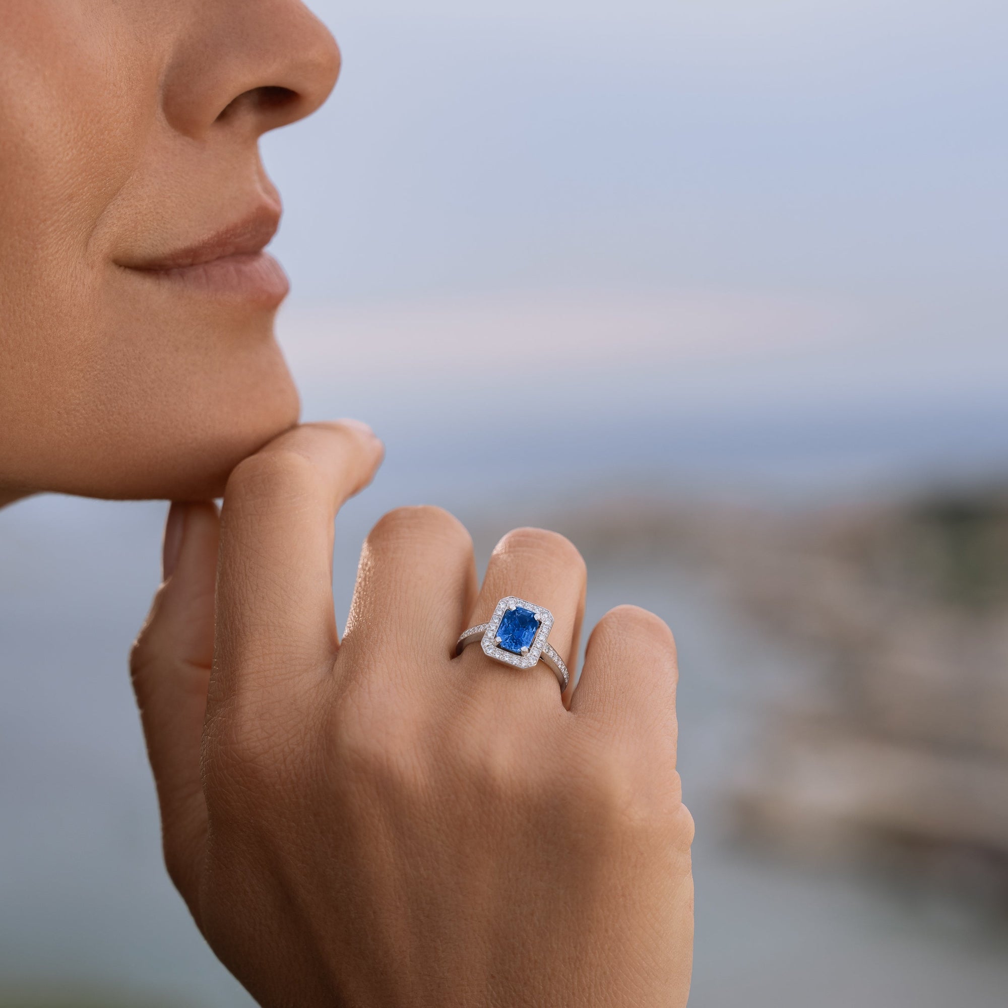 Vendôme saphirBague, or blanc, saphir, diamants - PF