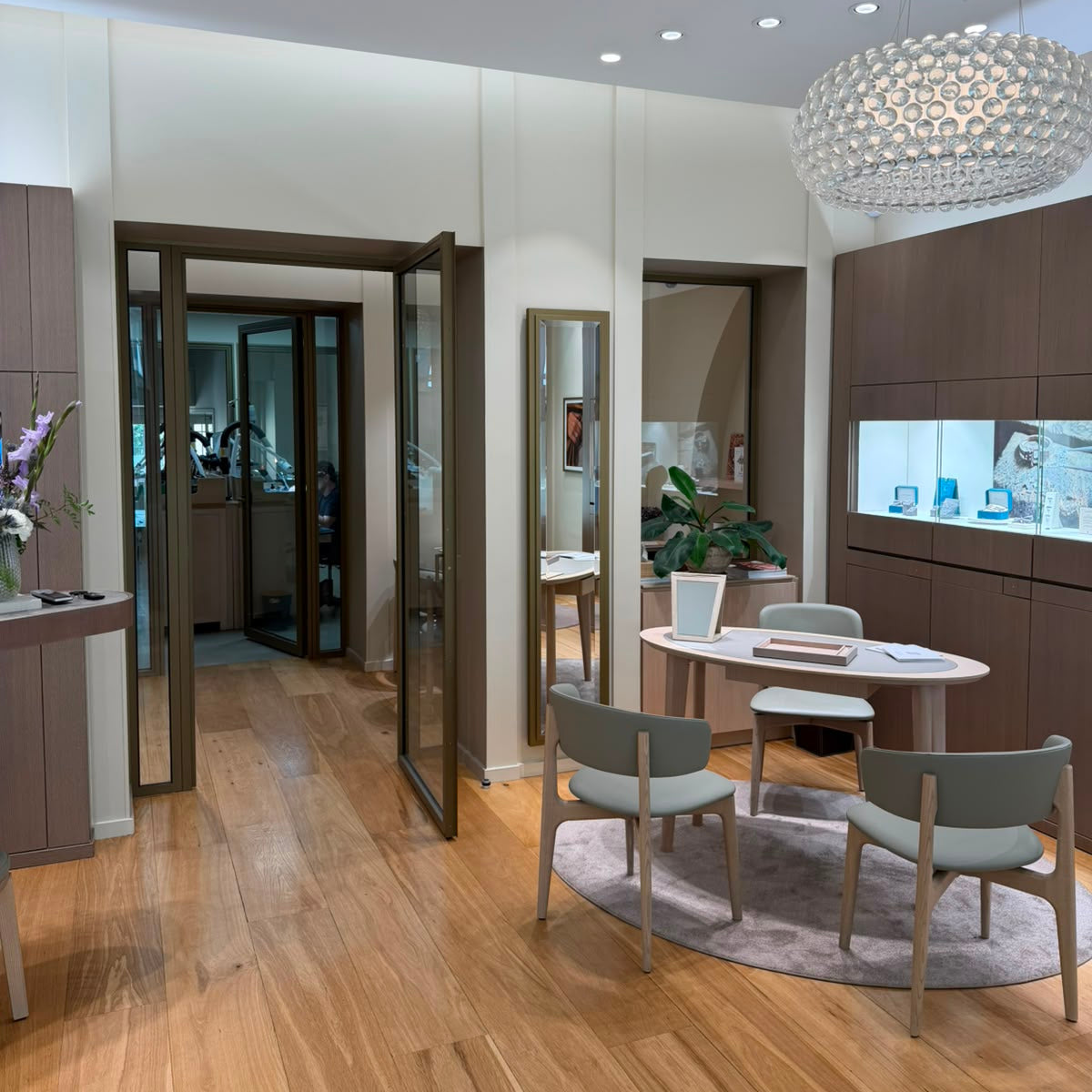 interieur de la Boutique Pellegrin Madeleine à aix en provence  