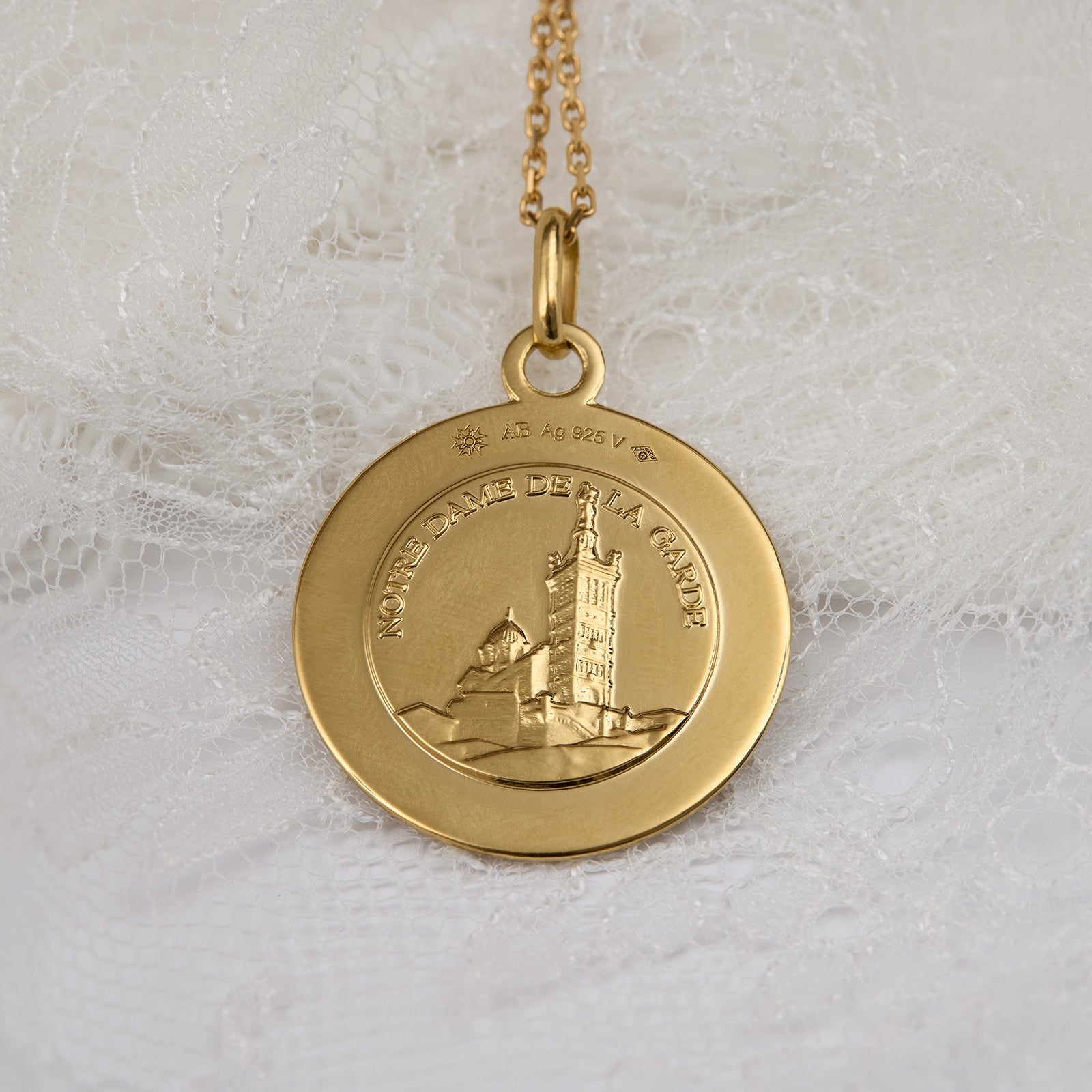 Médaille notre dame de la garde en vermeil double face 