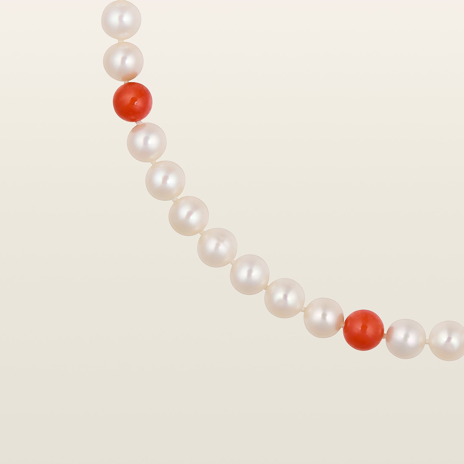 Collier perles et corails