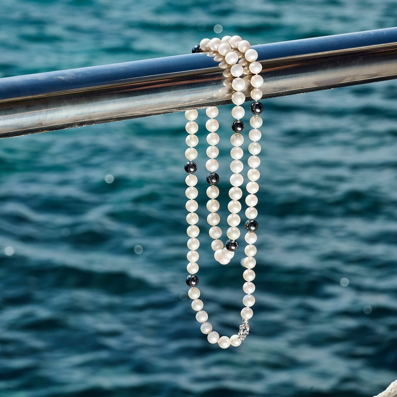Collier perles et hématites